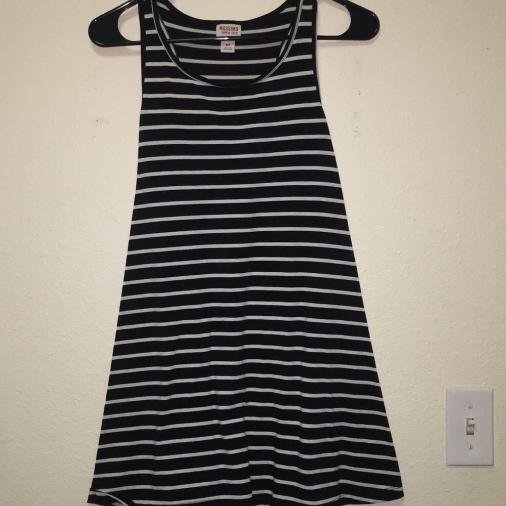 black/white tshirt dress